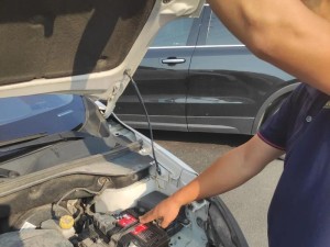 途虎电瓶综合评测（途虎电瓶性能、寿命、安全性等方面的综合评价）